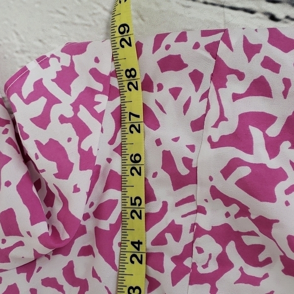 LANE Bryant Pink & White Flutter Short Sleeve Polyester Top Scoop Neck 26 EUC - Picture 9 of 11